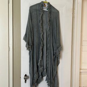 Like new Free People Sun Bleaches Finged Kimono